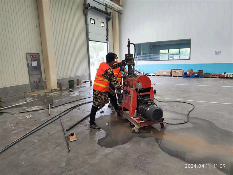 桂阳厂房地面下沉塌陷注浆加固施工